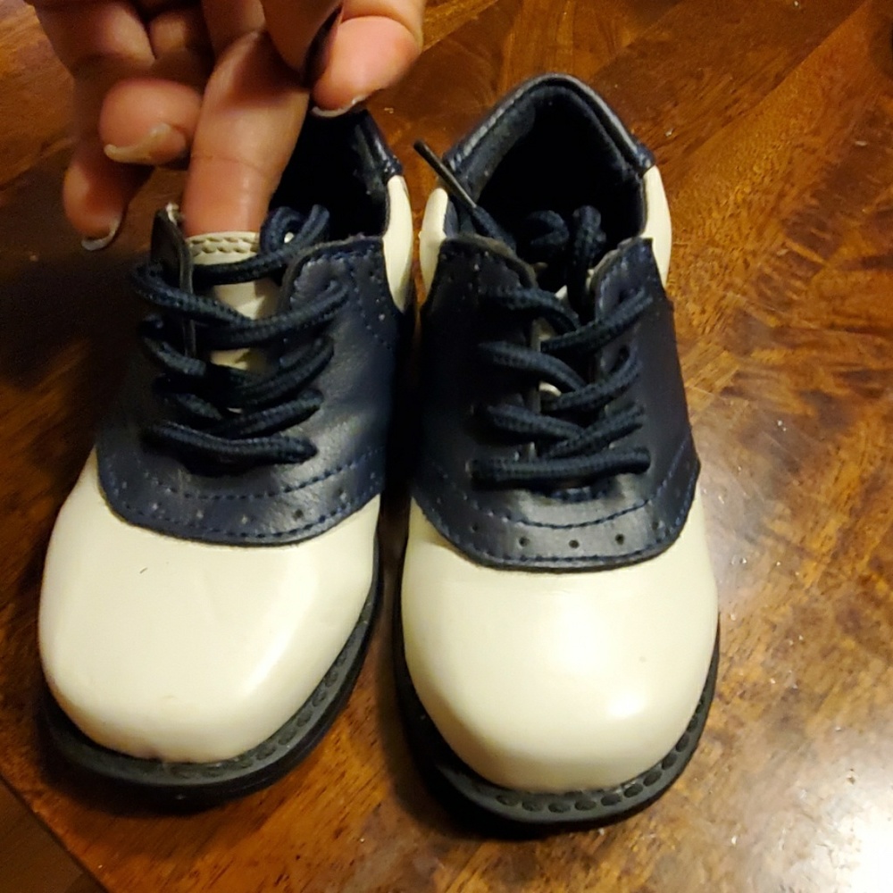 Childrens place baby boy dress oxford shoe 6C